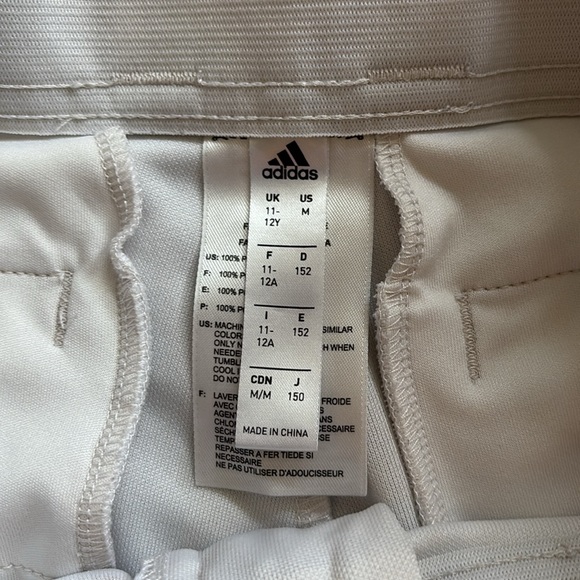 Boys Size M Adidas baseball pants. Normal wear, some clay marks - Picture 3 of 3